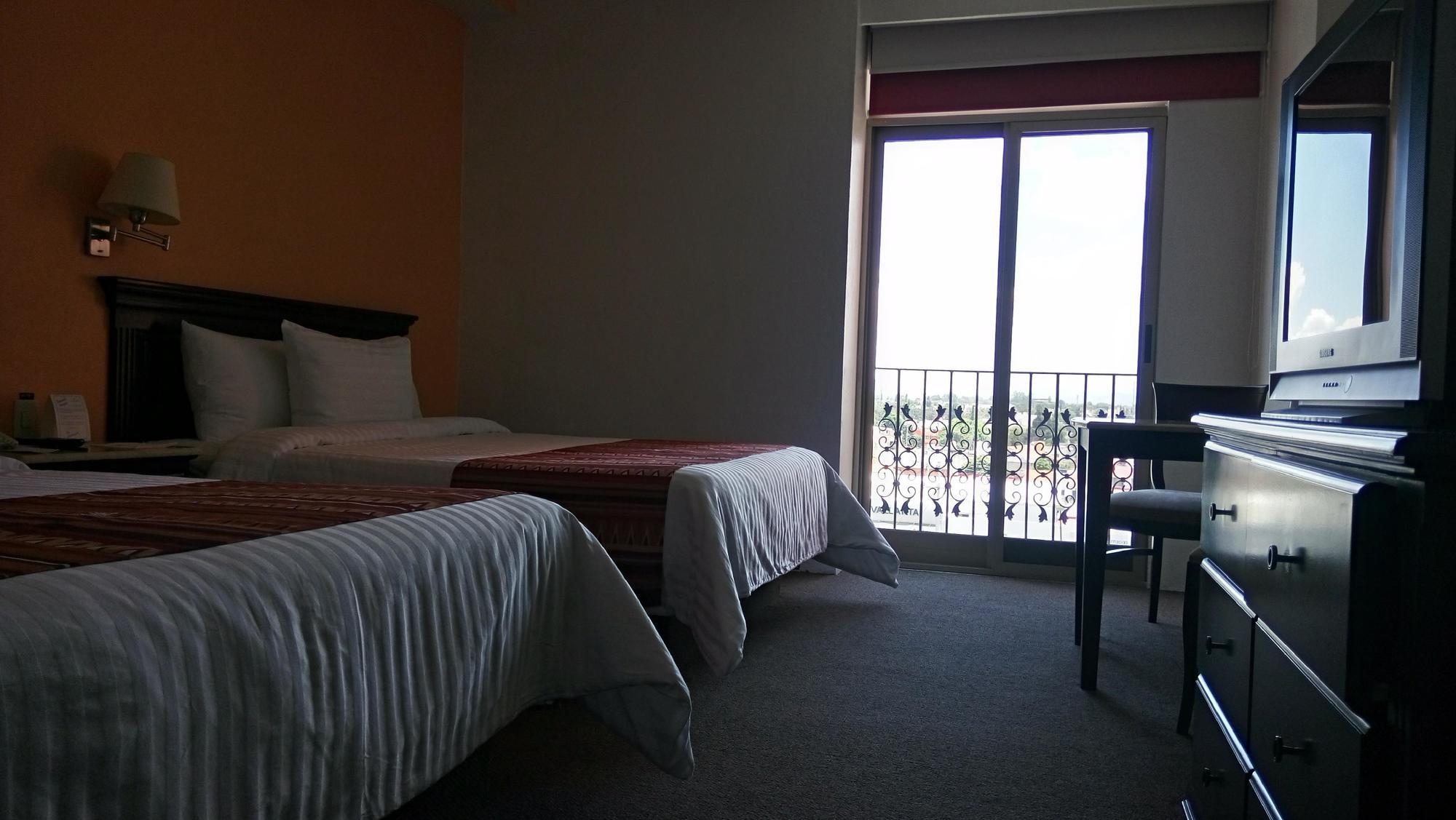 Hg Hotel Zapopan Exteriér fotografie